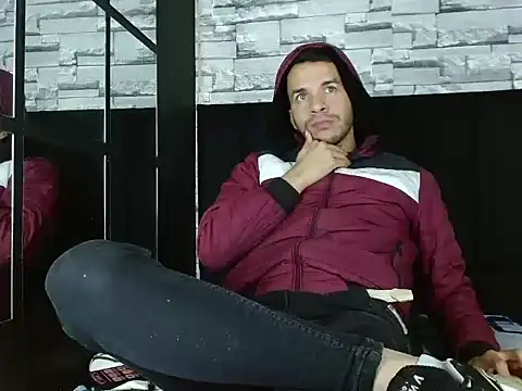 Snapshot of pether_hairy chatting on 11/14/25, 04:00 pether hairy online show from 11/14/25, 04:00