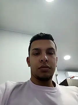 Snapshot of Master_Connor_BDSM chatting on 10/21/25, 04:19 Master Connor BDSM online show from 10/21/25, 04:19