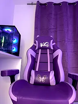 Maiaaa 11 online show from 10/21/25, 02:45