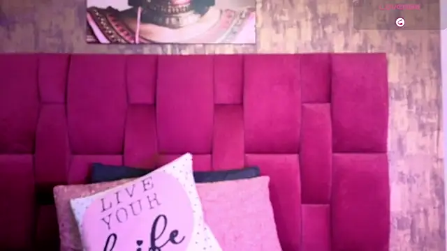 camila  bouzas online show from 02/12/26, 12:00