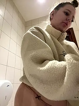 Anna Lov  online show from 01/17/26, 12:37