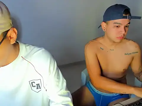 Snapshot of kelvin_276 chatting on 03/08/26, 04:11 kelvin 276 online show from 03/08/26, 04:11