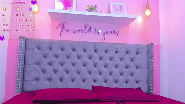 Sophiia 77 online show from 03/20/26, 09:52