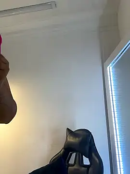 Snapshot of _Bella_7 chatting on 01/11/26, 02:49 Bella 7 online show from 01/11/26, 02:49