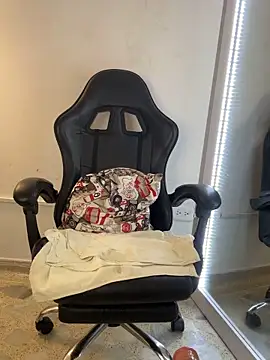 Snapshot of _Bella_7 chatting on 02/03/26, 06:40 Bella 7 online show from 02/03/26, 06:40