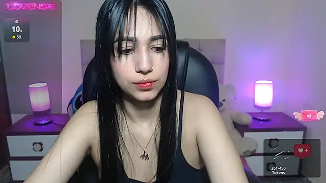 gabyy cute  online show from 11/21/25, 10:25