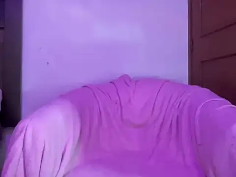 Snapshot of celexxte chatting on 11/12/25, 06:41 celexxte online show from 11/12/25, 06:41