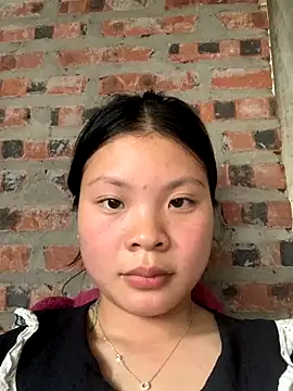 Snapshot of Nekzika chatting on 10/17/25, 06:27 Nekzika online show from 10/17/25, 06:27