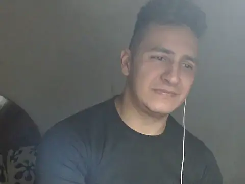 DarkTheKing online show from 11/02/25, 04:26