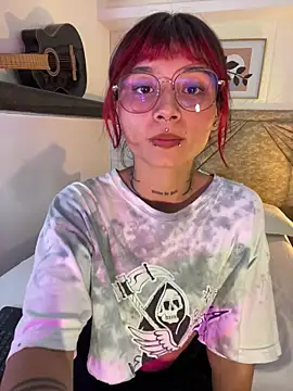 Emma duff online show from 03/31/26, 07:47