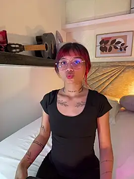 Emma duff online show from 04/04/26, 07:22