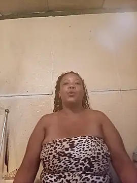 boobsqueenxo online show from 03/16/26, 11:14