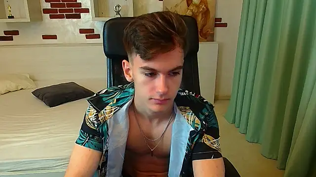 Snapshot of BradyFlint chatting on 10/27/25, 05:33 BradyFlint online show from 10/27/25, 05:33