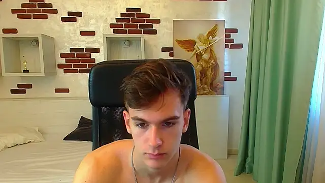 Snapshot of BradyFlint chatting on 11/02/25, 09:00 BradyFlint online show from 11/02/25, 09:00