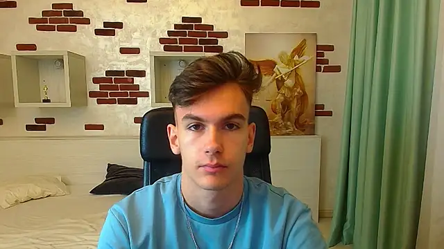 Snapshot of BradyFlint chatting on 11/10/25, 05:28 BradyFlint online show from 11/10/25, 05:28