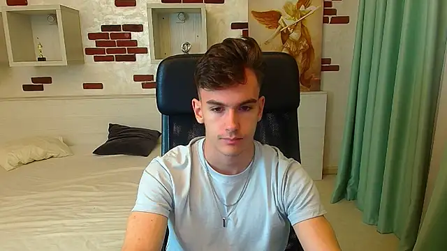 Snapshot of BradyFlint chatting on 11/13/25, 05:17 BradyFlint online show from 11/13/25, 05:17