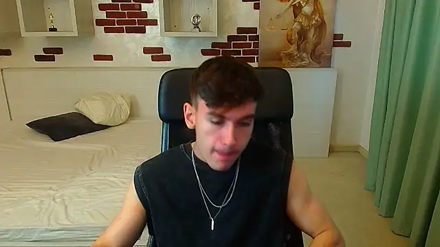 Snapshot of BradyFlint chatting on 11/23/25, 09:53 BradyFlint online show from 11/23/25, 09:53