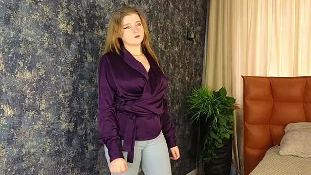 NightSaffron online show from 12/03/25, 07:05