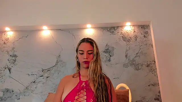 Karina chastillo online show from 02/13/26, 11:39