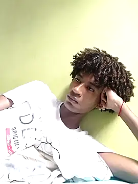 skinnyxsoo online show from 10/22/25, 01:22