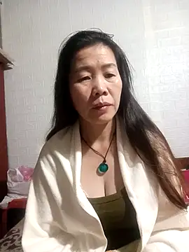 tabby-cat11 online show from 11/21/25, 07:01