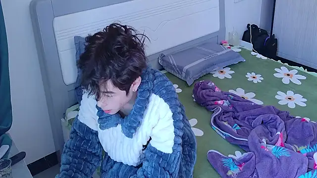 Stuffy-111 online show from 10/24/25, 04:20