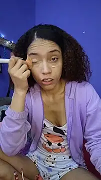 Snapshot of Luna-Vixen1 chatting on 11/28/25, 12:19 Luna-Vixen1 online show from 11/28/25, 12:19