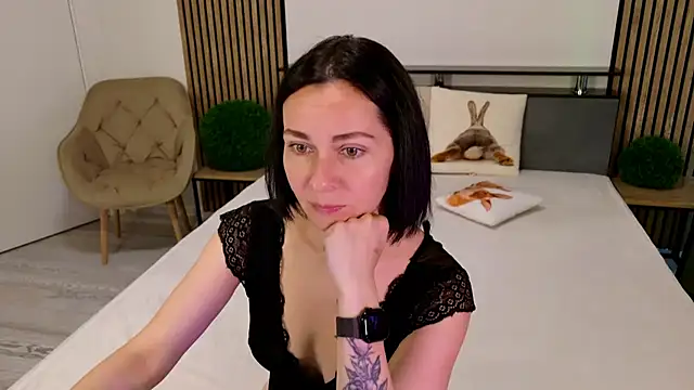 Snapshot of DitaNoir chatting on 07/07/26, 10:52 DitaNoir online show from 07/07/26, 10:52