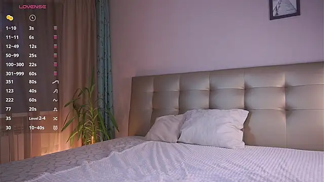 Snapshot of MayaHjelm chatting on 11/10/25, 04:55 MayaHjelm online show from 11/10/25, 04:55