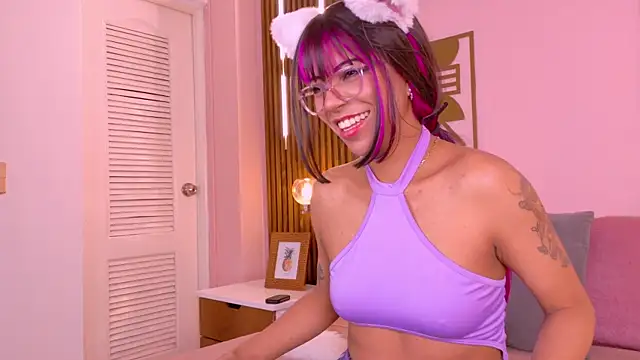 Foxxie Rosie online show from 10/23/25, 08:40