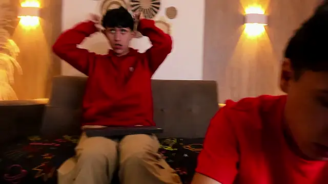 hoot booys  online show from 01/06/26, 09:07