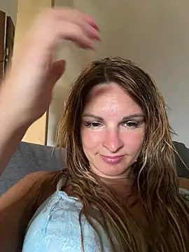 kinkysarahx online show from 07/23/26, 11:08