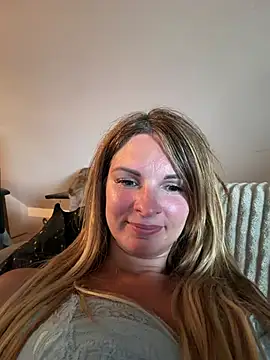 kinkysarahx online show from 07/26/26, 03:08