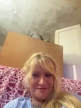 Bornbutiful online show from 03/15/26, 01:00