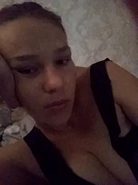 Snapshot of Coare_Cindy chatting on 10/19/25, 12:17 Coare Cindy online show from 10/19/25, 12:17