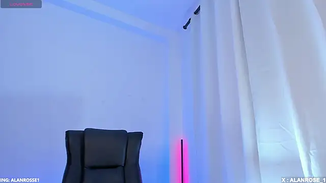 Snapshot of AlanRose01 chatting on 11/09/25, 02:48 AlanRose01 online show from 11/09/25, 02:48