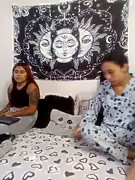 emily n abby online show from 02/10/26, 02:10