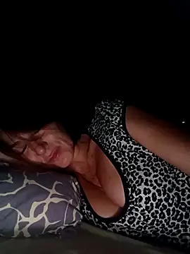 Snapshot of Luna_7777 chatting on 11/25/25, 10:10 Luna 7777 online show from 11/25/25, 10:10