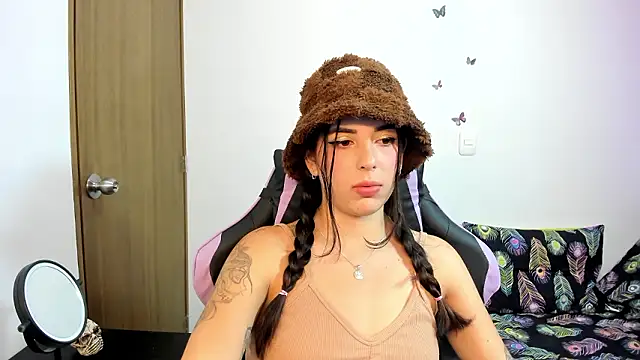 KYMBERLY0825 online show from 02/01/26, 09:57