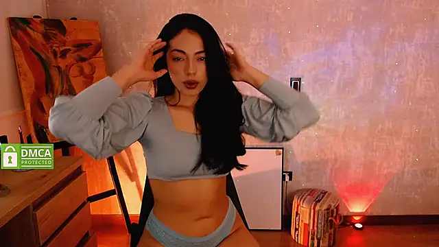 Snapshot of natval6 chatting on 10/24/25, 10:33 natval6 online show from 10/24/25, 10:33