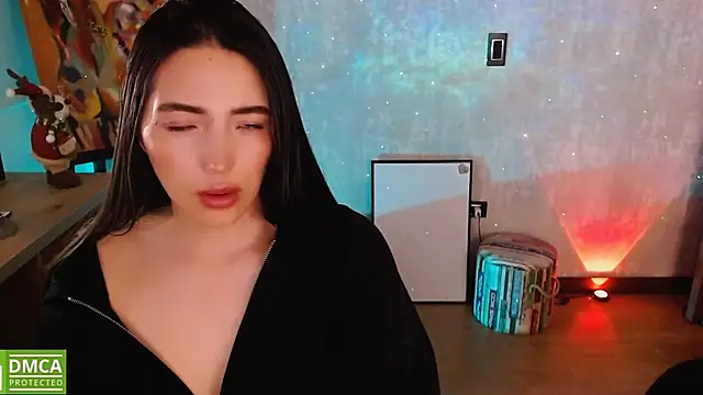 Snapshot of natval6 chatting on 11/29/25, 10:35 natval6 online show from 11/29/25, 10:35