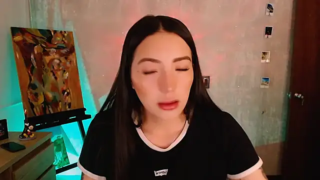 Snapshot of natval6 chatting on 02/11/26, 10:31 natval6 online show from 02/11/26, 10:31