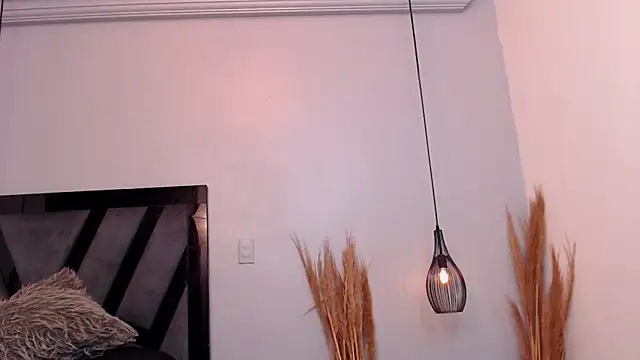 Amelia Brixton online show from 10/24/25, 05:59