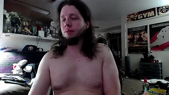 biggerisbetter12 online show from 10/29/25, 07:04