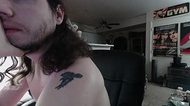 biggerisbetter12 online show from 03/05/26, 03:35