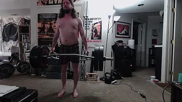 biggerisbetter12 online show from 04/17/26, 02:09