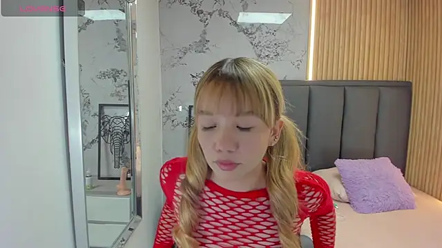 DARIAJACKSON online show from 11/12/25, 07:46