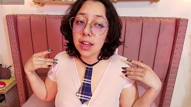 Milie yue online show from 10/25/25, 02:08