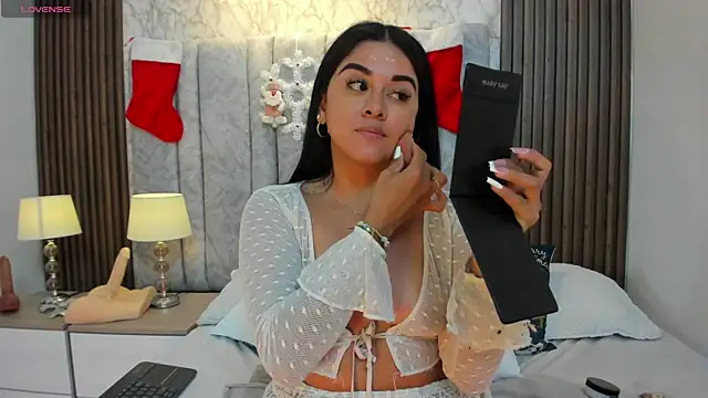 Snapshot of goddessfeetxx chatting on 12/19/25, 08:27 goddessfeetxx online show from 12/19/25, 08:27