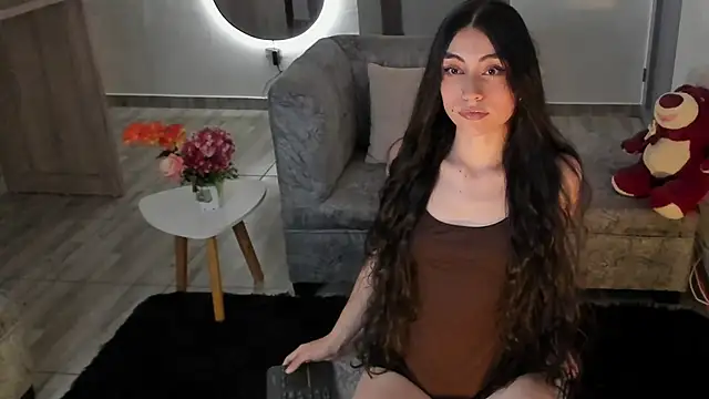 BritanyLnx online show from 04/13/26, 12:16